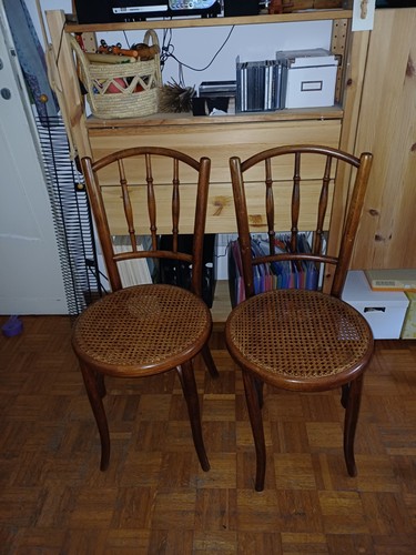Coppia sedie antiche - sedie, legno